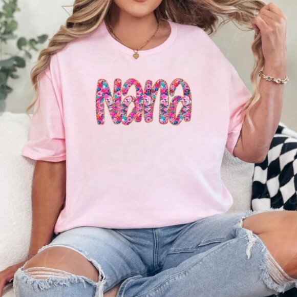 Charz Designz Tops - Nana Floral Tee (Soft Pink/New)